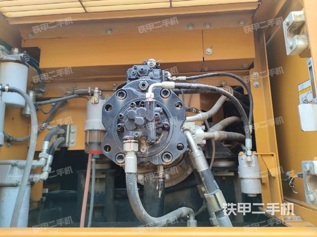 液壓泵室(大件艙室) 液壓泵室(大件艙室)