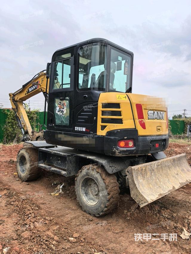 左后45(整機外觀) 左后45(整機外觀)