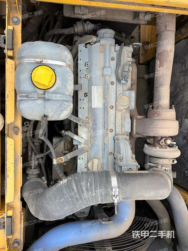 發(fā)動(dòng)機(jī)整體俯視（整機(jī)外觀）