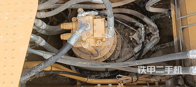 回轉(zhuǎn)馬達和主控閥（整機外觀）