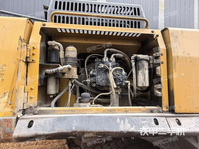 液壓泵室(大件艙室) 液壓泵室(大件艙室)