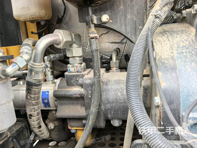 液壓泵室(大件艙室) 液壓泵室(大件艙室)