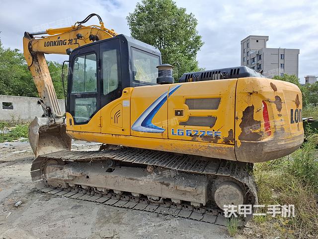龍工LG6225E挖掘機