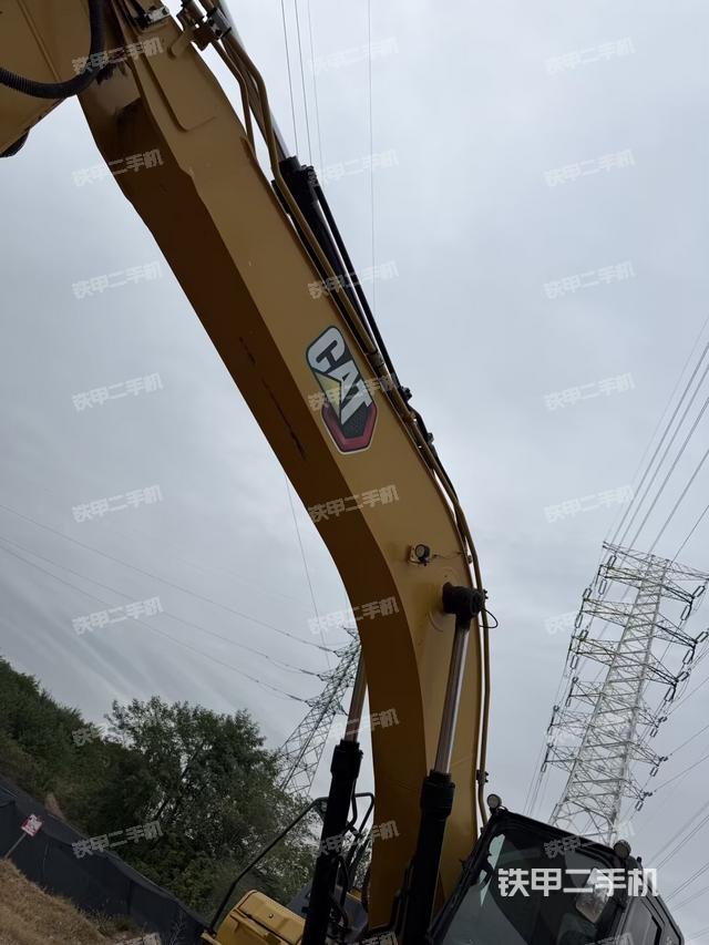 大臂整体 右侧（工作和回转装置）