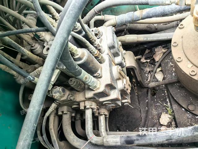 分配閥(上車(chē)部件) 分配閥(上車(chē)部件)