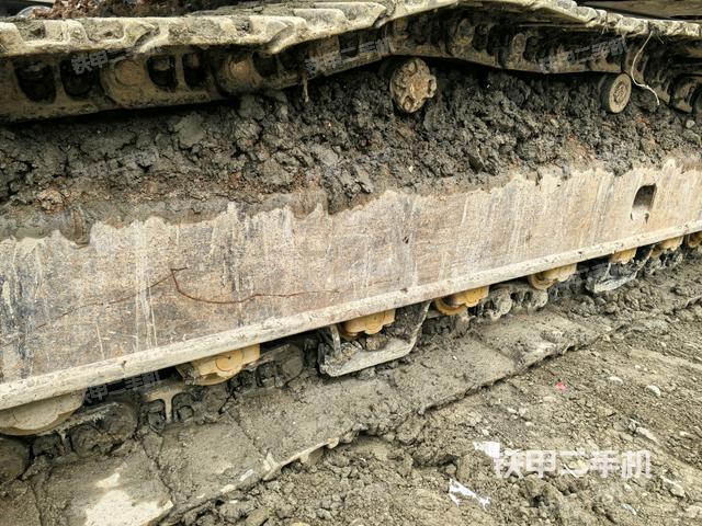 左驅(qū)動(dòng)輪（行走機(jī)構(gòu)）