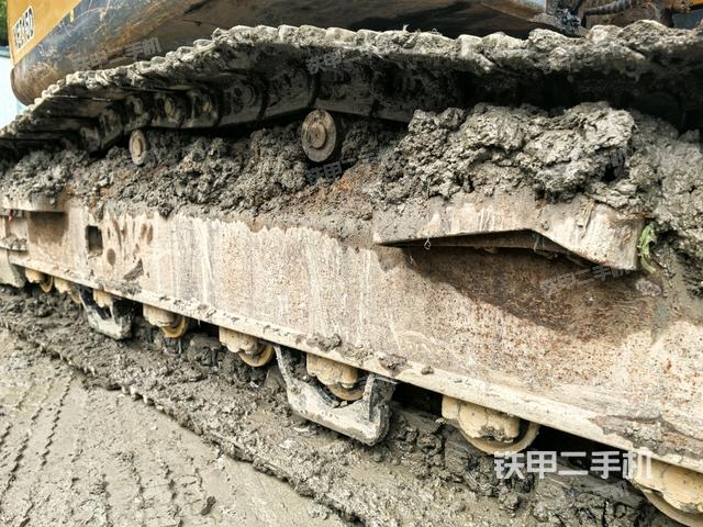 右側(cè)行走馬達(dá)蓋板（行走機(jī)構(gòu)）