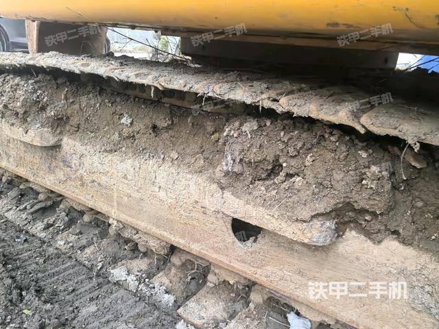 左側(cè)行走馬達(dá)蓋板(行走機(jī)構(gòu)) 左側(cè)行走馬達(dá)蓋板(行走機(jī)構(gòu))