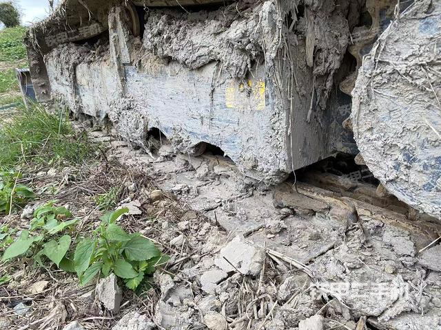 單側(cè)履帶整體（整機外觀）