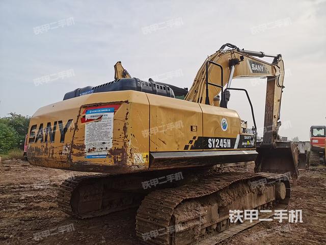 整機右后45°(整機外觀) 整機右后45°(整機外觀)