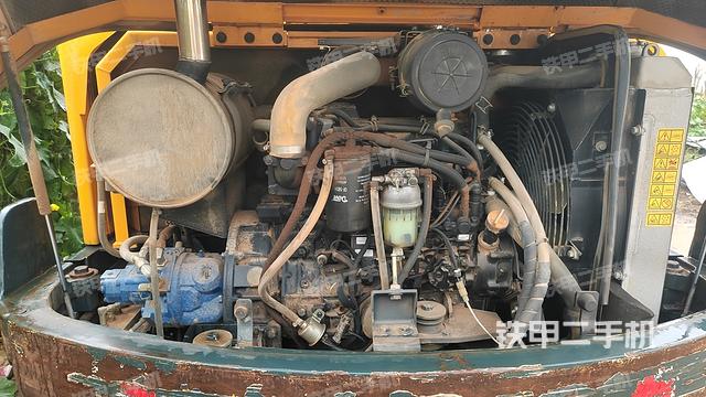 发动机整体俯视（整机外观）