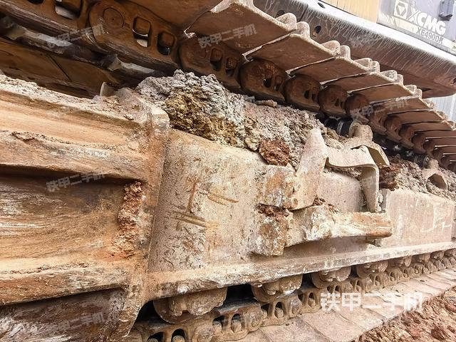 左托鏈輪和鏈筋(行走機構(gòu)) 左托鏈輪和鏈筋(行走機構(gòu))