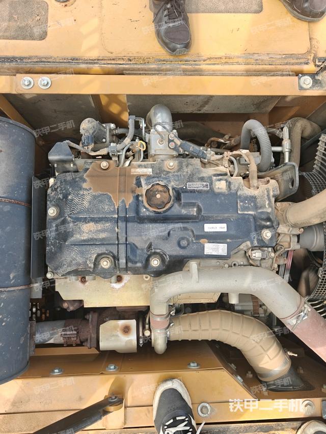 駕駛室頂部俯視（上車部件）