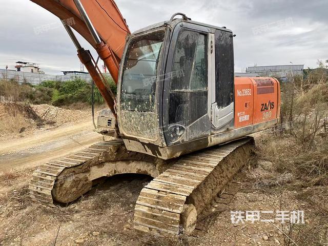 日立ZX200-3挖掘机