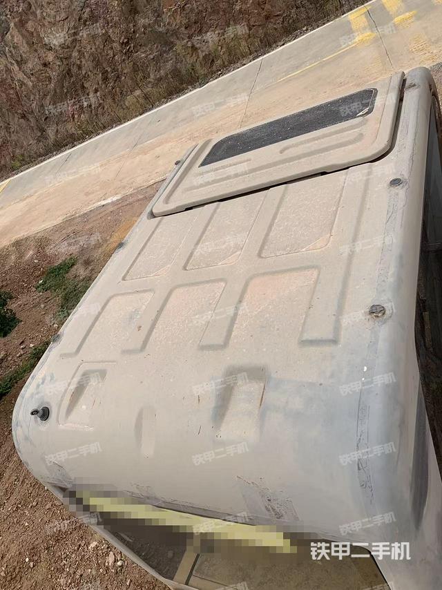 駕駛室頂部（整機(jī)外觀）