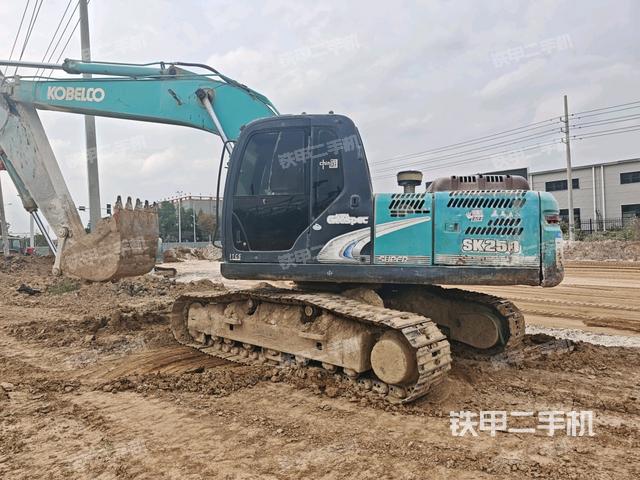 左后45（整機外觀）