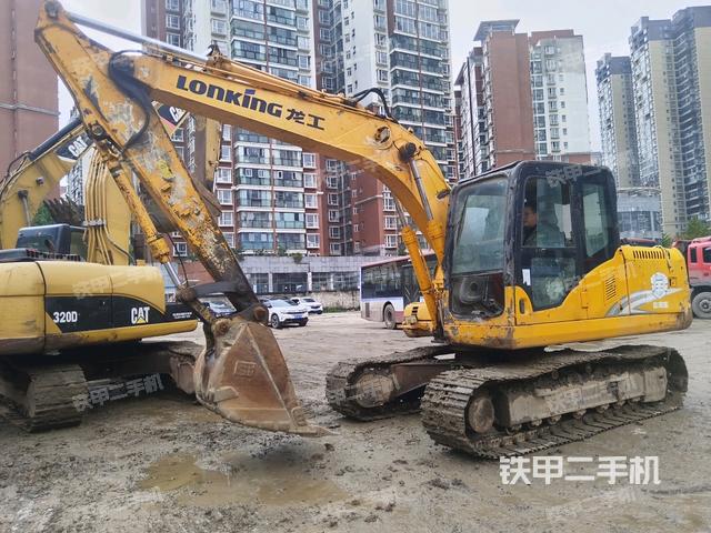 龍工LG6150挖掘機(jī)