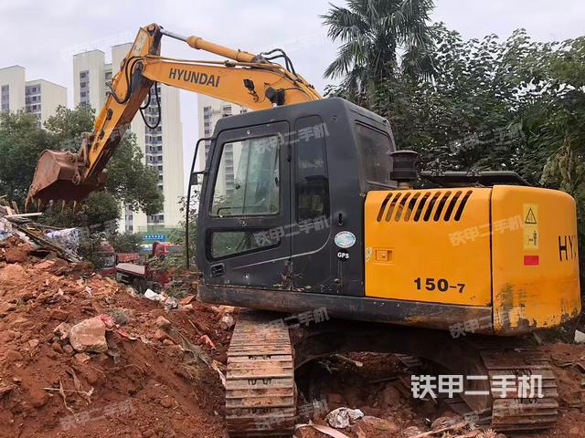 左后45(整機外觀) 左后45(整機外觀)