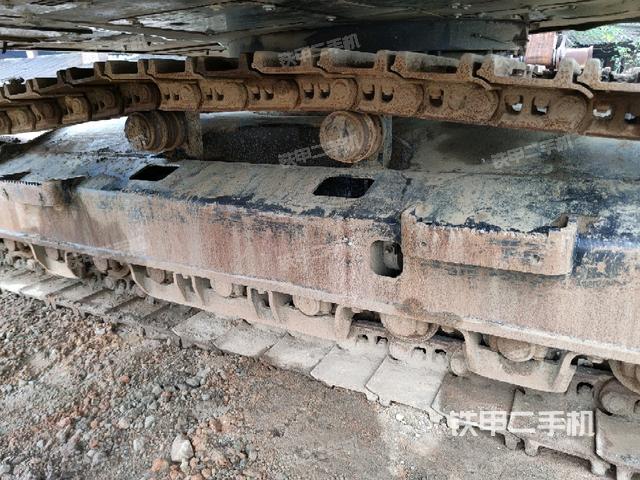 左導(dǎo)向輪(行走機(jī)構(gòu)) 左導(dǎo)向輪(行走機(jī)構(gòu))