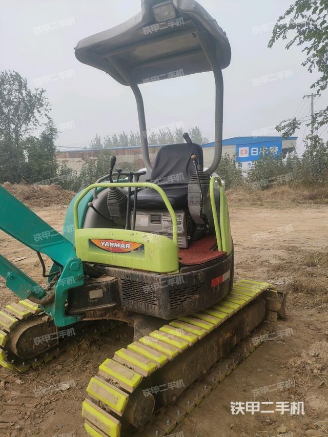 駕駛室整體（整機(jī)外觀）