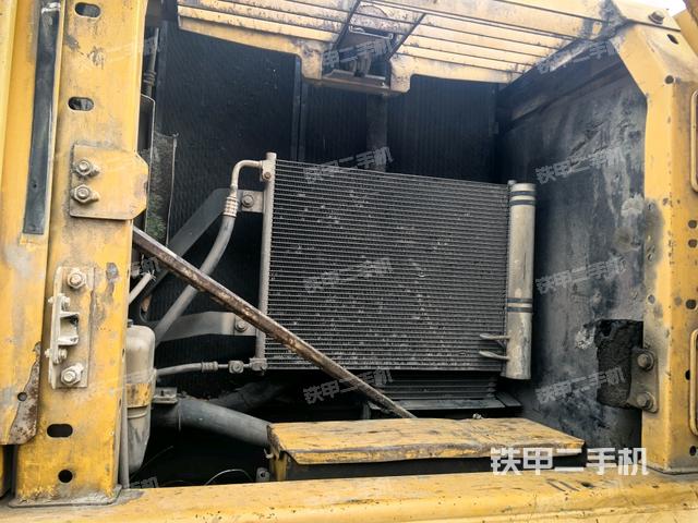 散熱器正面（大件艙室）