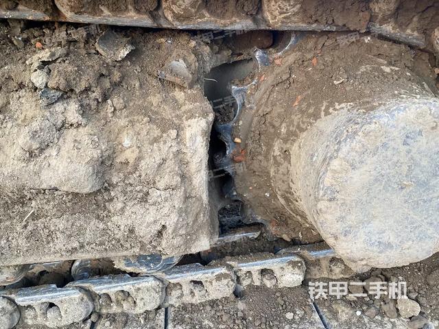 单侧履带整体（整机外观）