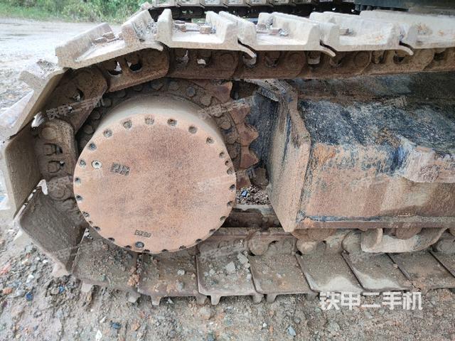 右驅(qū)動(dòng)輪(行走機(jī)構(gòu)) 右驅(qū)動(dòng)輪(行走機(jī)構(gòu))