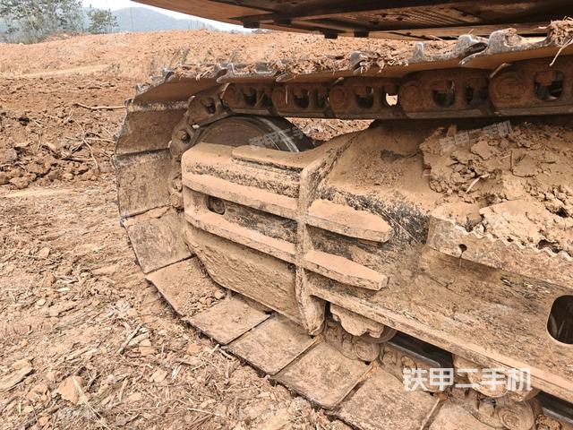 左側(cè)行走馬達(dá)蓋板（行走機(jī)構(gòu)）