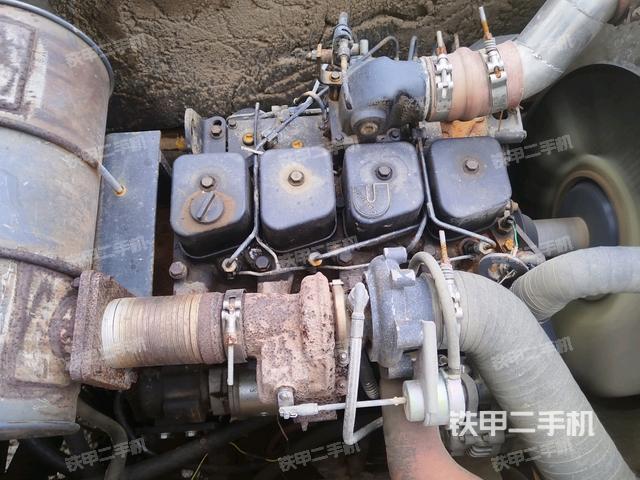 氣門室蓋螺絲特寫(xiě)(上車部件) 氣門室蓋螺絲特寫(xiě)(上車部件)