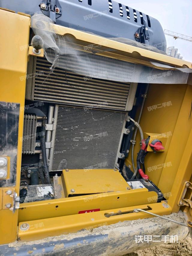 散熱器室(大件艙室) 散熱器室(大件艙室)