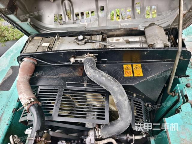 水箱+風(fēng)扇特寫(xiě)(上車(chē)部件) 水箱+風(fēng)扇特寫(xiě)(上車(chē)部件)