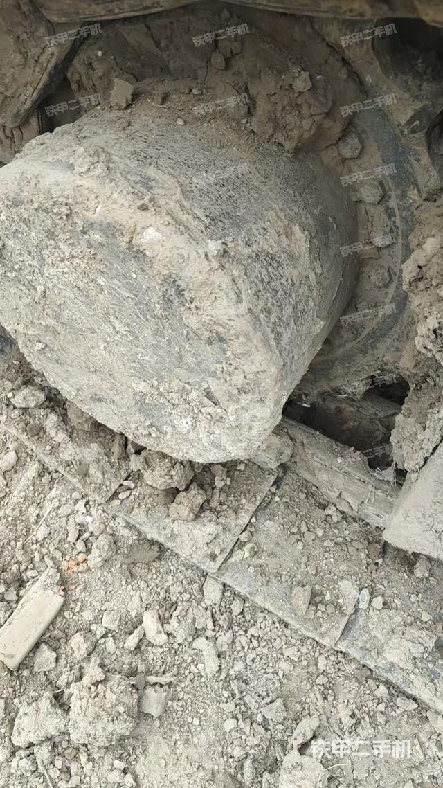 右驅(qū)動(dòng)輪(行走機(jī)構(gòu)) 右驅(qū)動(dòng)輪(行走機(jī)構(gòu))