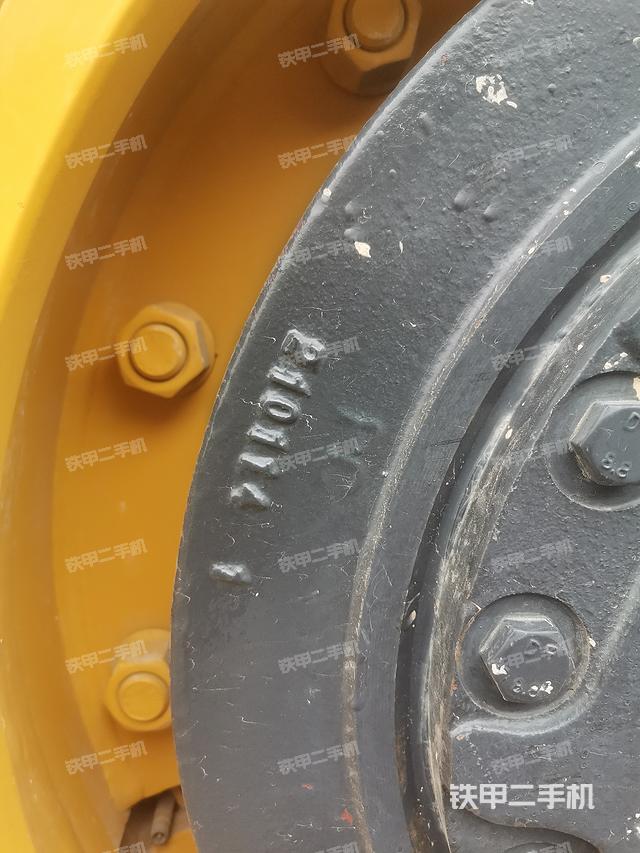 整機右側(設備外觀及核心部件) 整機右側(設備外觀及核心部件)