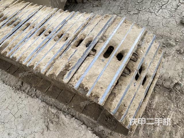 單側(cè)履帶整體（整機外觀）