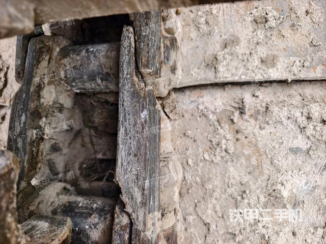 右托鏈輪+鏈筋(行走機(jī)構(gòu)) 右托鏈輪+鏈筋(行走機(jī)構(gòu))