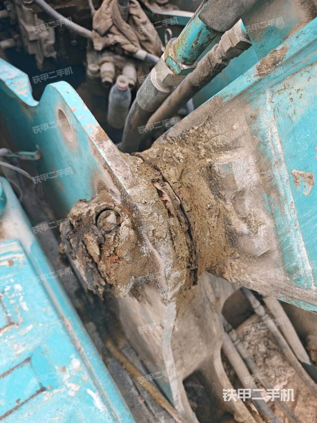 鏟斗右后整體（工作和回轉(zhuǎn)裝置）