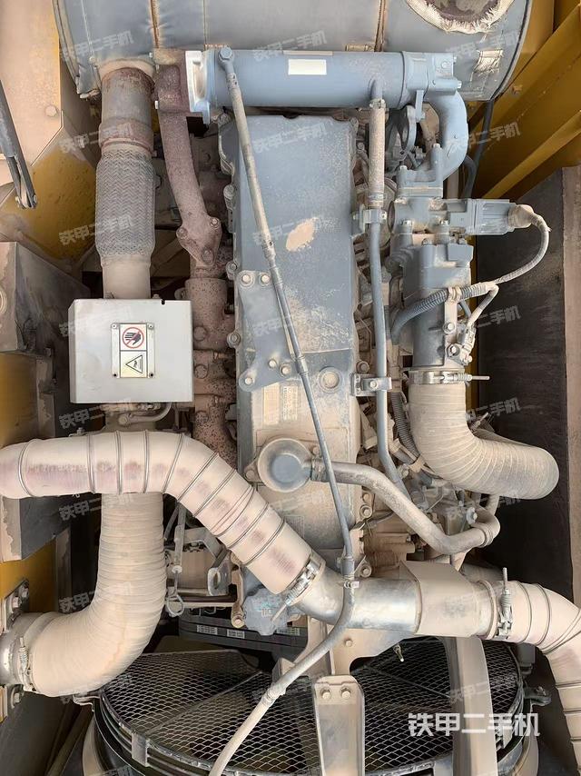 發(fā)動(dòng)機(jī)整體俯視（整機(jī)外觀）