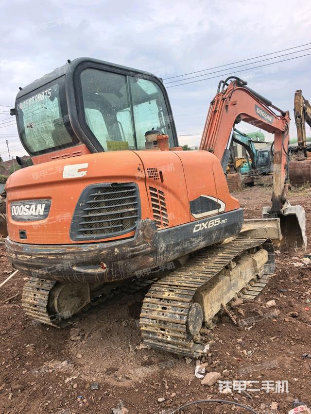 右前45(整机外观) 右前45(整机外观)