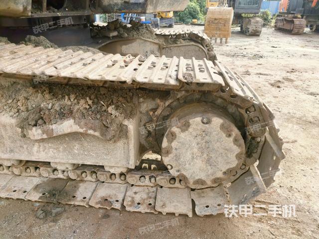 左驅(qū)動輪(行走機構(gòu)) 左驅(qū)動輪(行走機構(gòu))