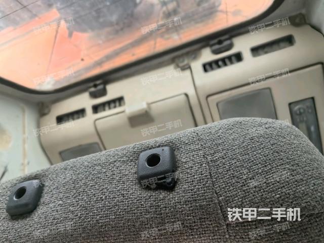 左后方玻璃角标（驾驶室部分）