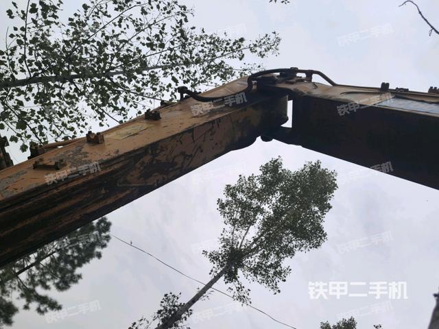 大臂油缸整體?豎拍(工作和回轉(zhuǎn)裝置) 大臂油缸整體?豎拍(工作和回轉(zhuǎn)裝置)