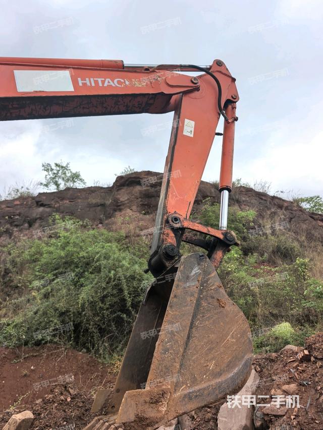 鏟斗45度(工作和回轉(zhuǎn)裝置) 鏟斗45度(工作和回轉(zhuǎn)裝置)