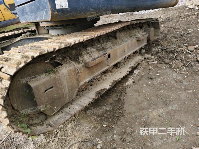 左側履帶整體?(行走機構) 左側履帶整體?(行走機構)