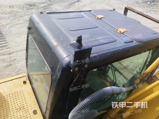 駕駛室頂部俯視(上車部件) 駕駛室頂部俯視(上車部件)