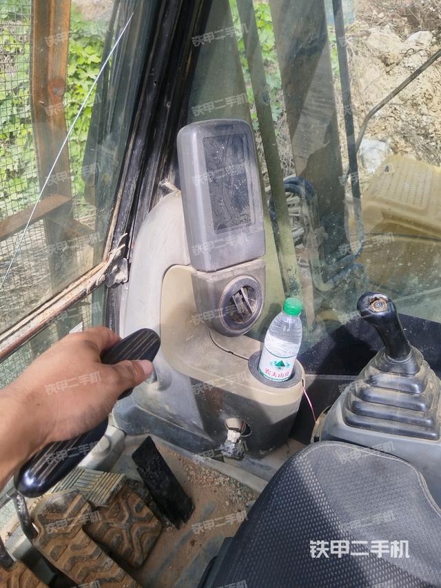 顯示屏?(駕駛室部分) 顯示屏?(駕駛室部分)