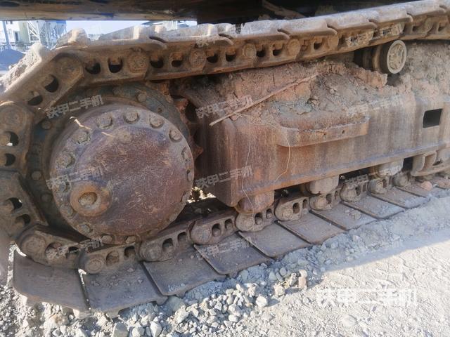 左側(cè)行走馬達(dá)蓋板(行走機(jī)構(gòu)) 左側(cè)行走馬達(dá)蓋板(行走機(jī)構(gòu))