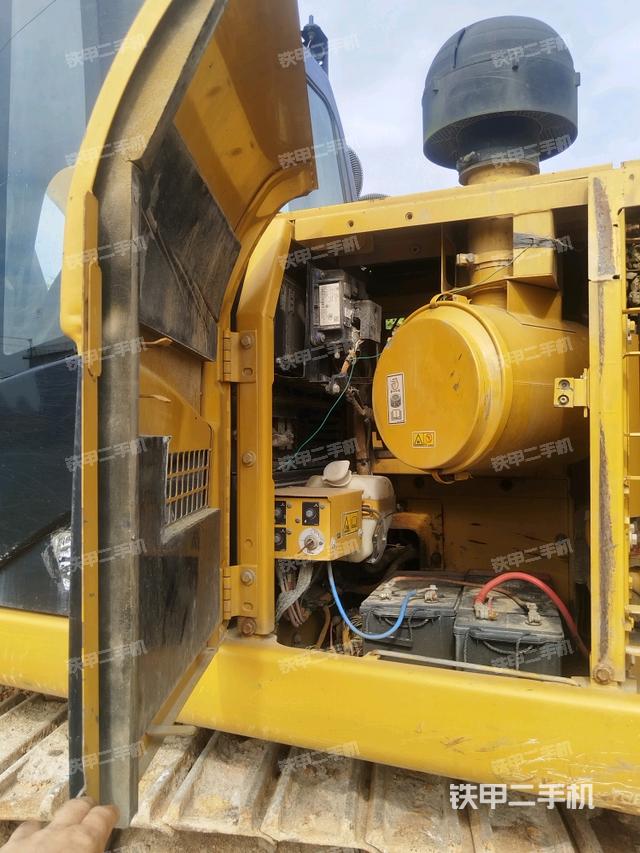 電瓶(大件艙室) 電瓶(大件艙室)