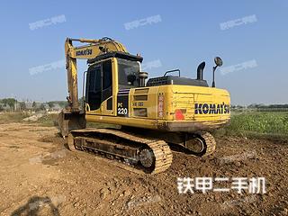 小松PC220-8M0挖掘机