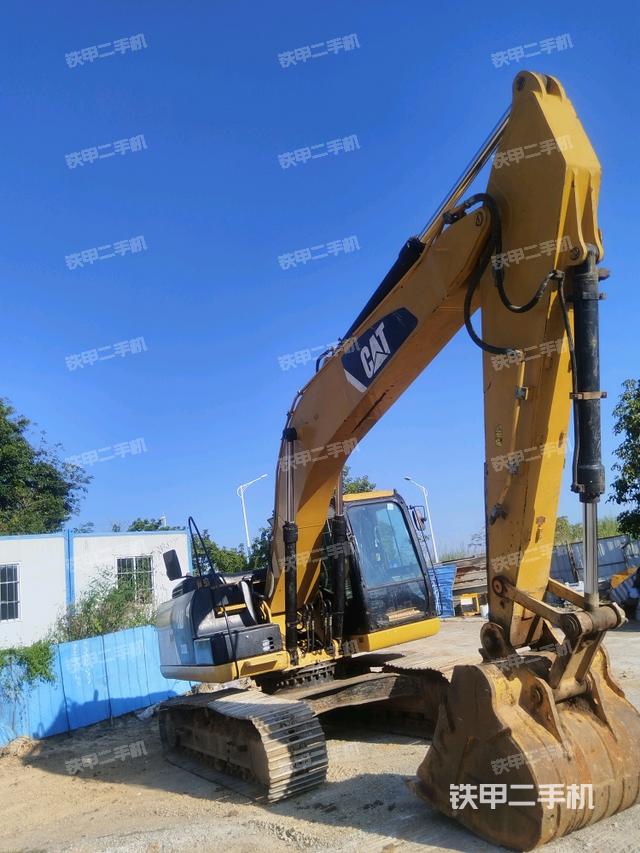 右后45(整機外觀) 右后45(整機外觀)