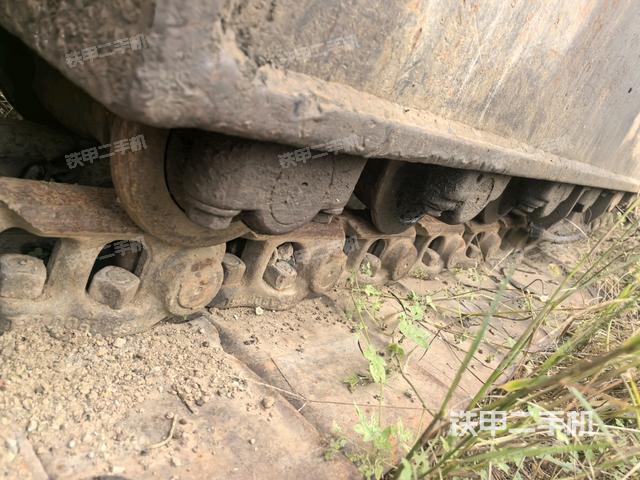 右側行走馬達蓋板（行走機構）